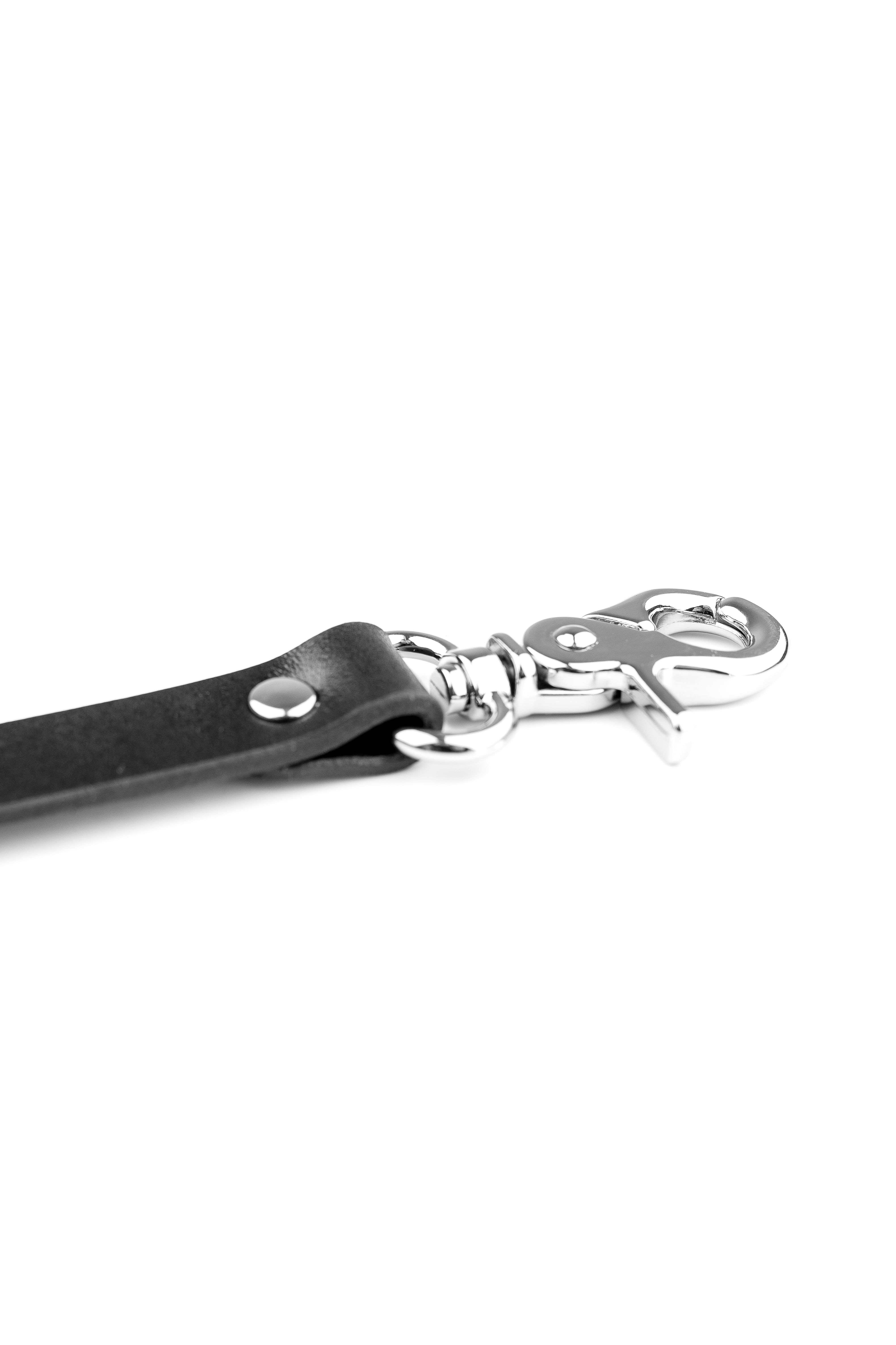 2-Way Leather Connector