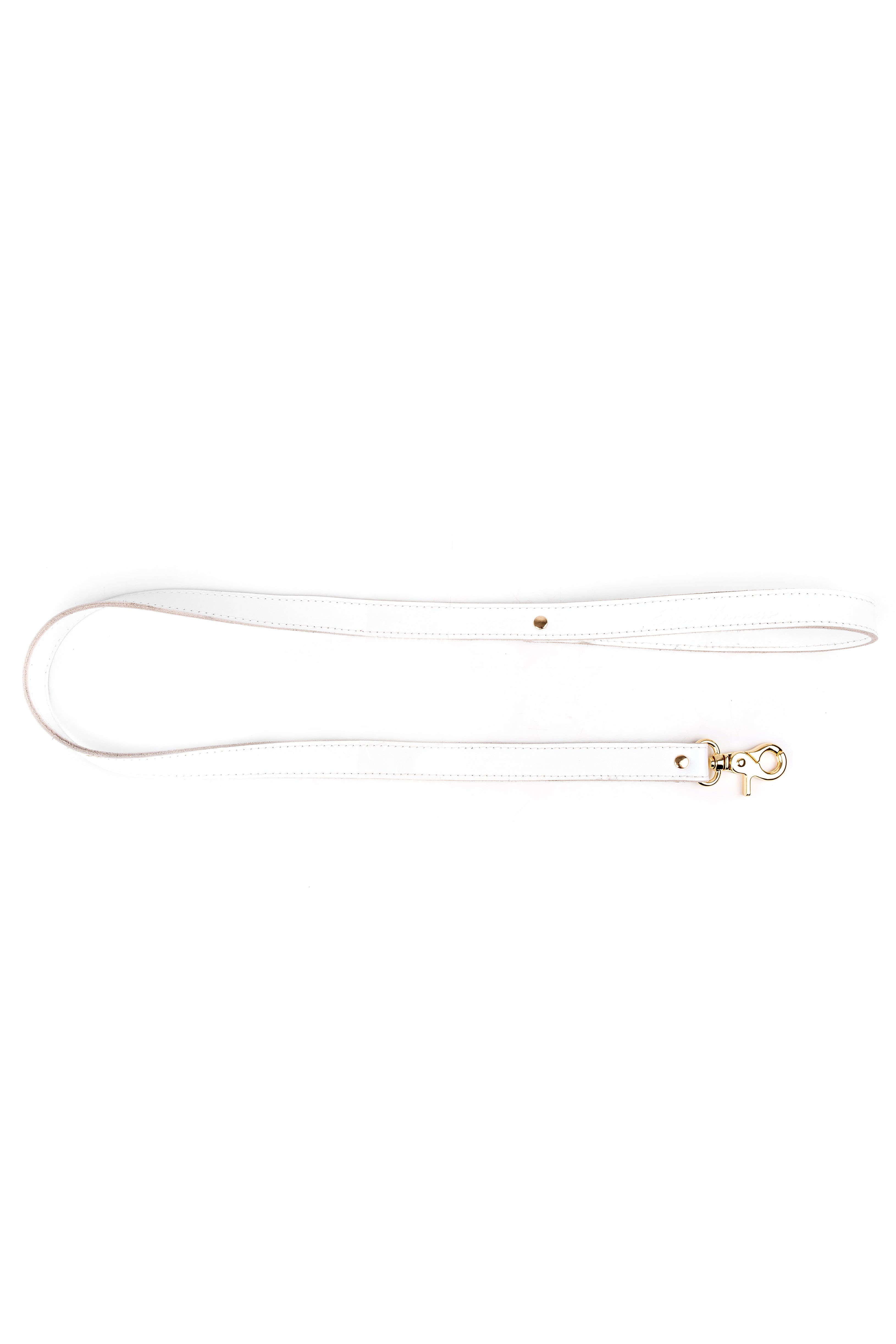 Leather leash. Green