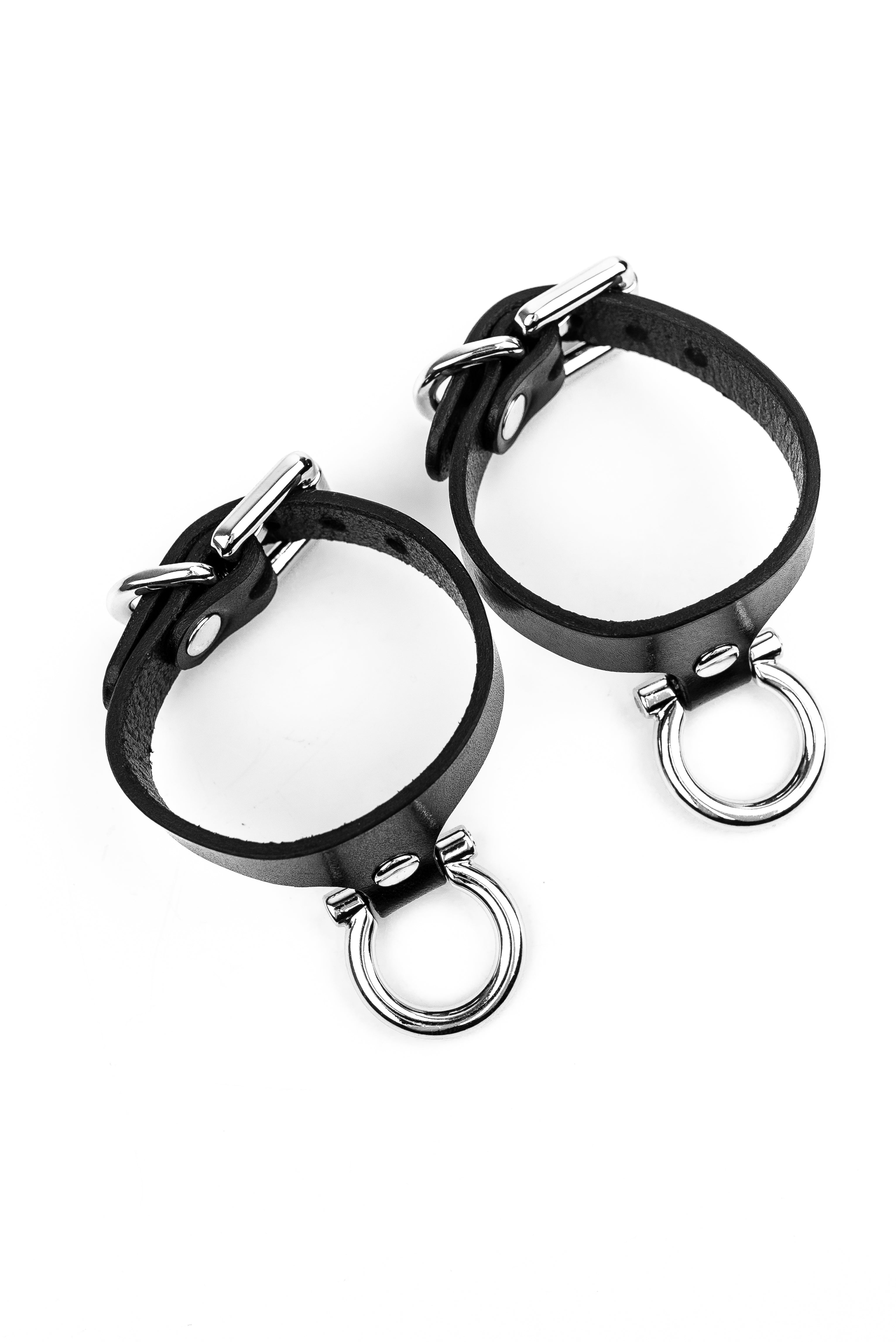 Wrist cuffs “Horseshoe”