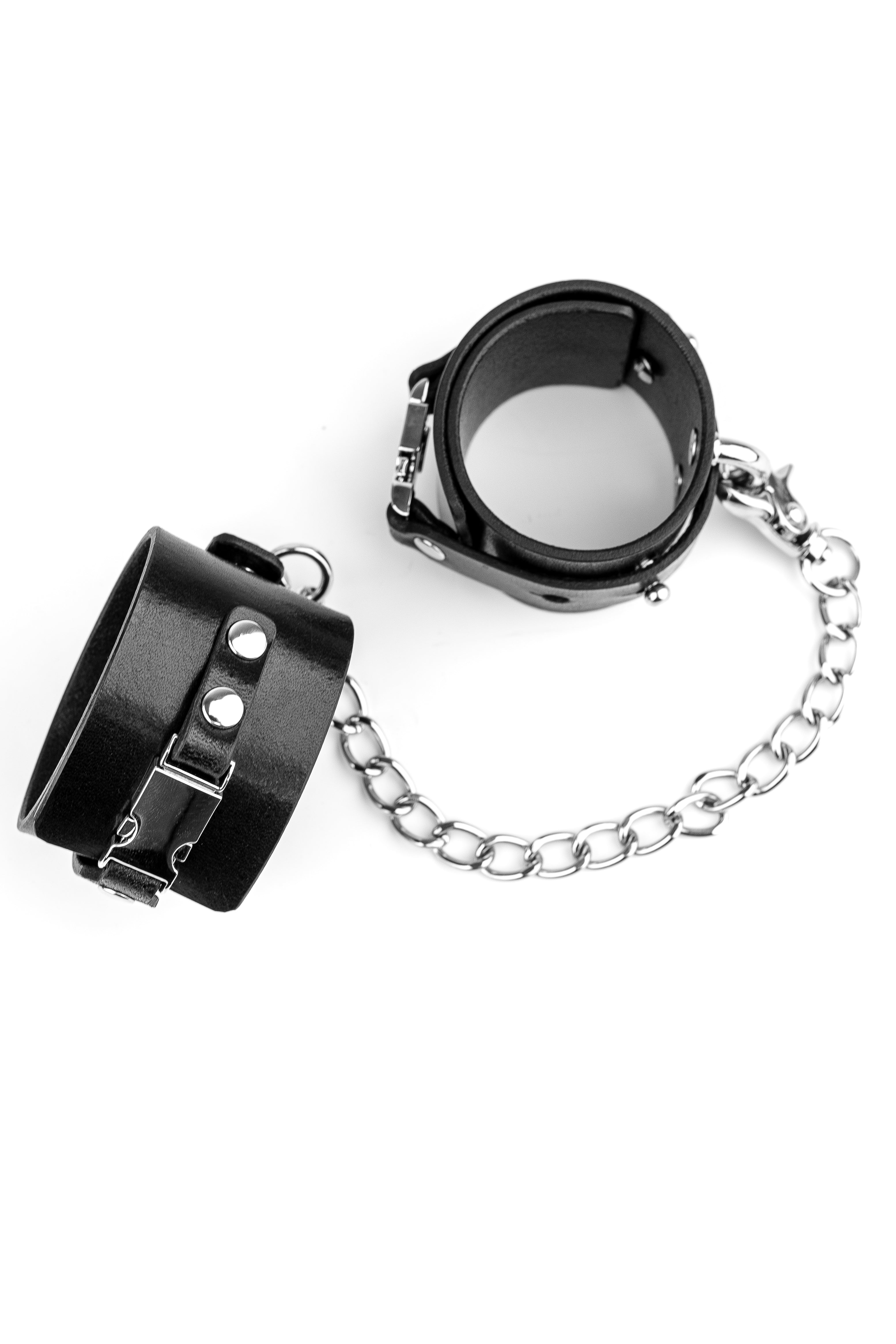 “Fast X me up” Handcuffs with chain connector