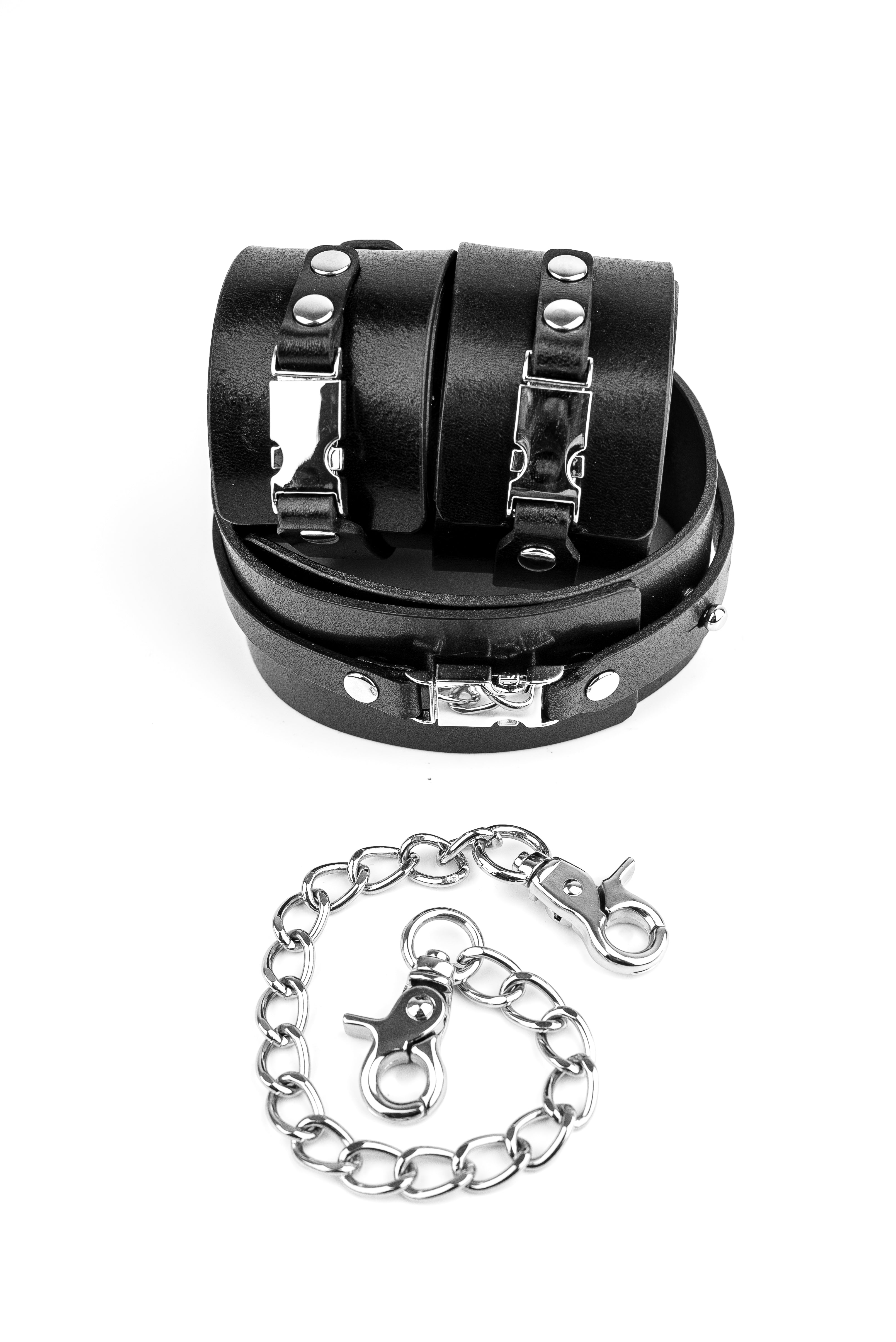 “Fast X me up” Cuffs and Collar Set with chain connector