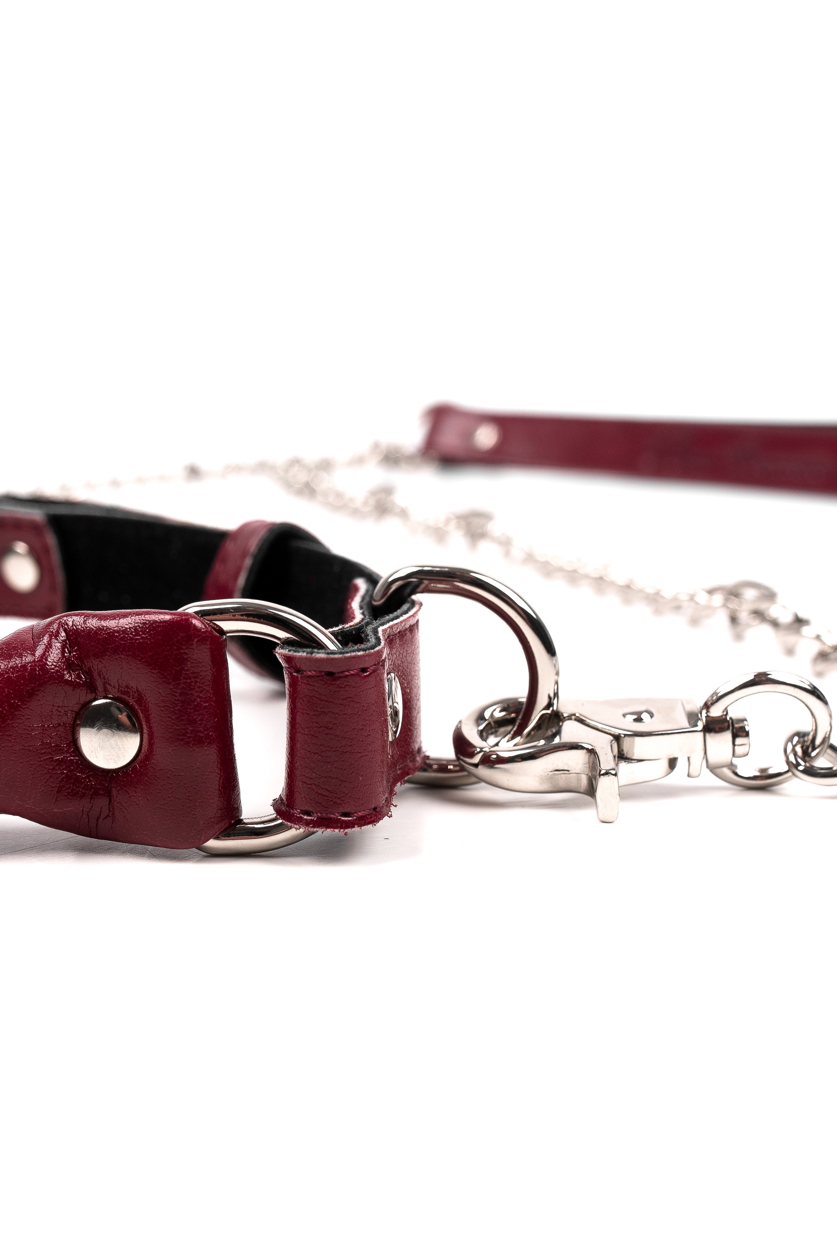 Vegan Leather Bridle Gag with removable chain leash. Burgundy