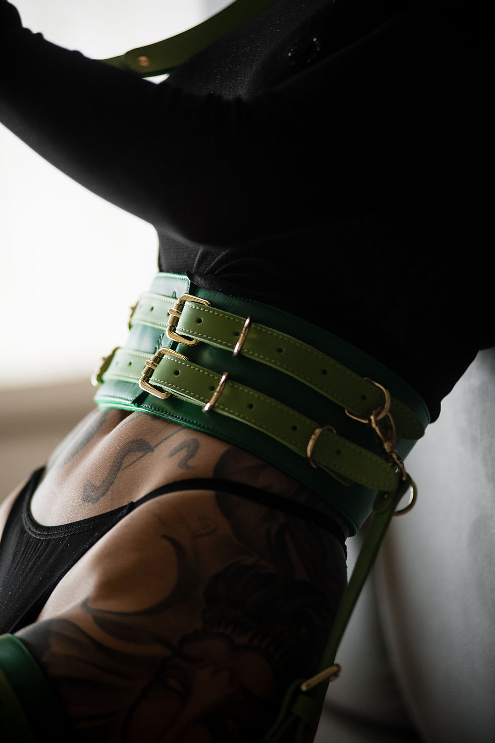 Leather Waist Belt. Green